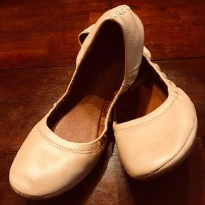 Lucky Brand Leather Ballet Flats - Nude / Beige